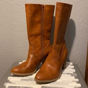 Dolcetta Jess Cognac size 8M mid calf 3.5in heel boots